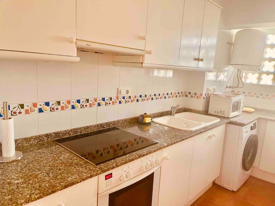 Apartamento En Primera Linea De Playa เดเนีย ภายนอก รูปภาพ
